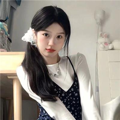 独家新闻的雏鸟海报